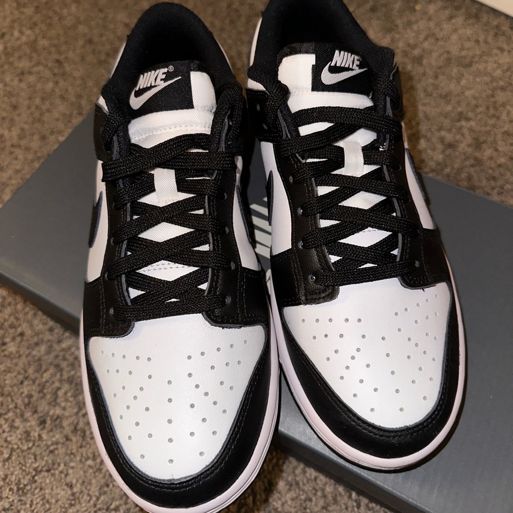 Nike Dunk Low